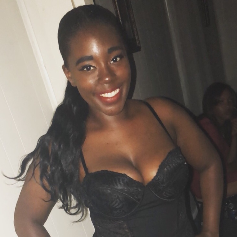 Meet your Posher, Brittney